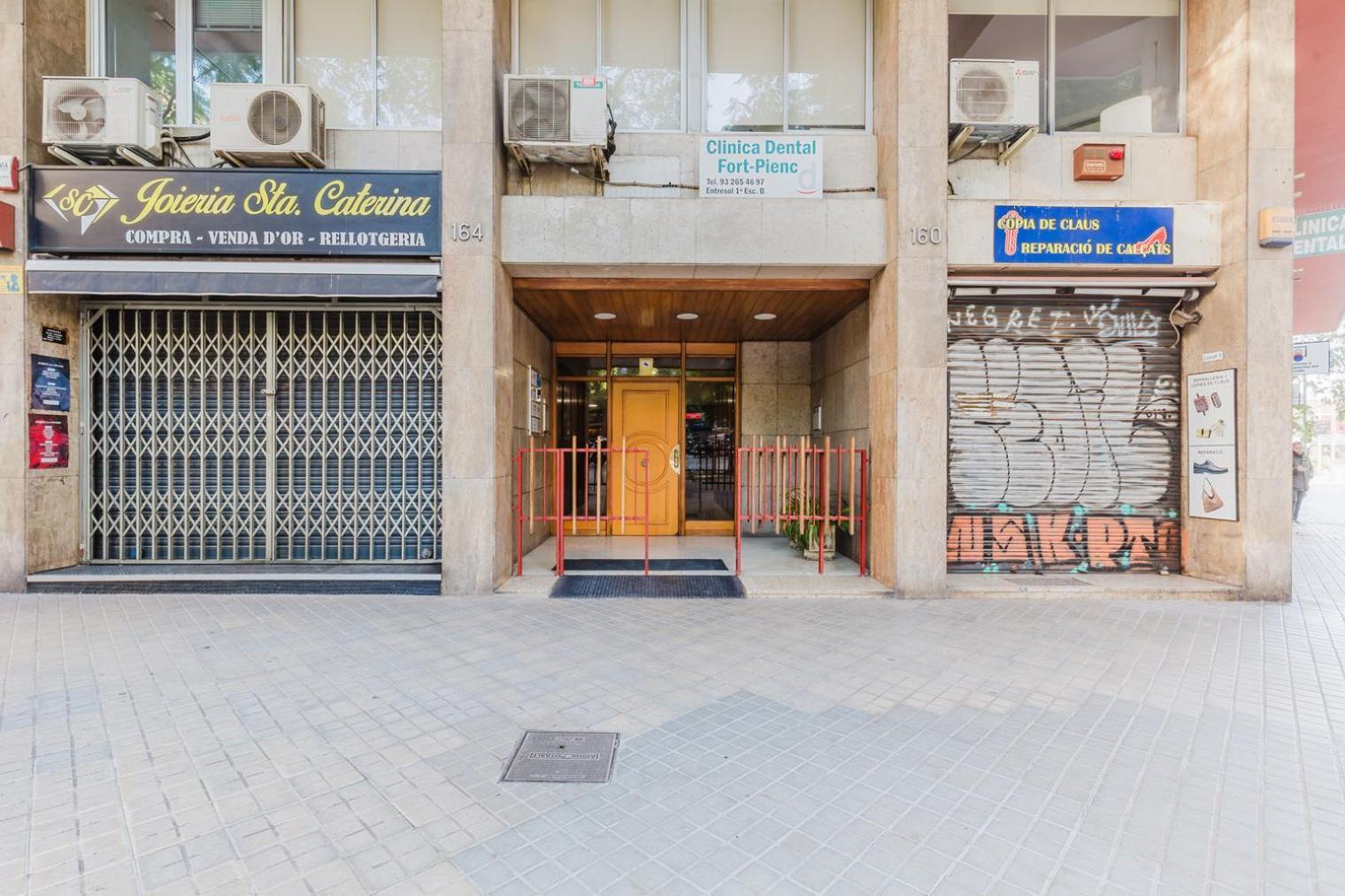 Blueground El Pienc Ac Balcony Nr Sagrada Familia Bcn-172 Barcelone